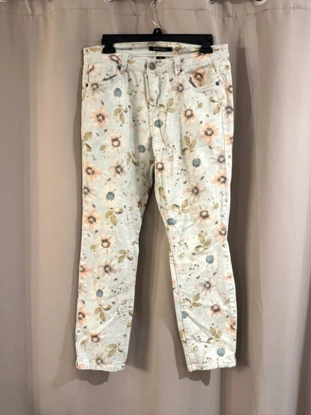 Roz&Ali Missy Floral Women's Jeans